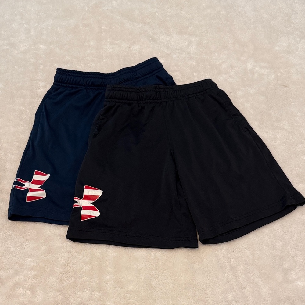 Under Armour Boys Athletic Shorts in Black and Navy